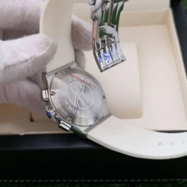 Hublot Big Bang Branco Cravejado - Image 4