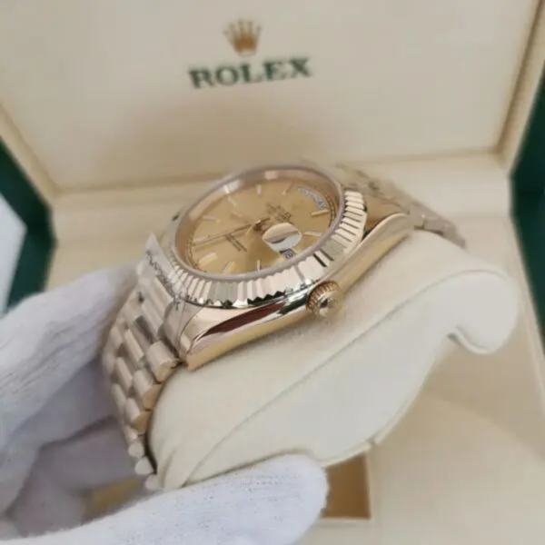 ROLEX OYSTER DAY-DATE - Imagem 3