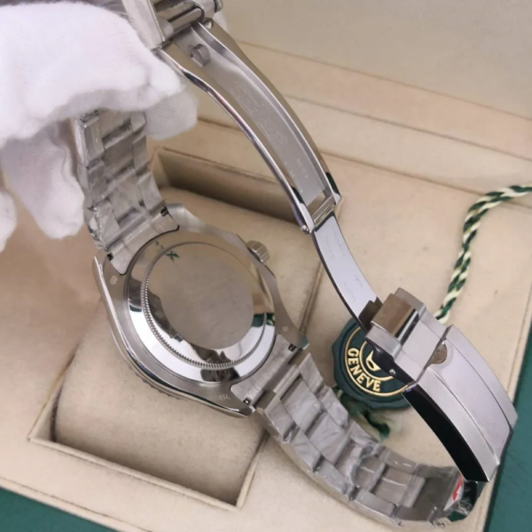 ROLEX YACHT MASTER - Imagem 4